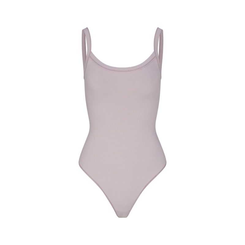 SCOOP NECK BODYSUIT